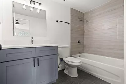 4712 Stonepointe Place, Tampa, FL 33634 - Photo 29