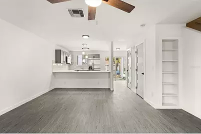 4712 Stonepointe Place, Tampa, FL 33634 - Photo 7