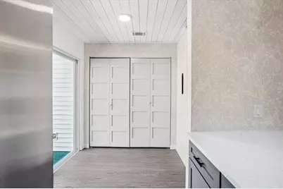 4712 Stonepointe Place, Tampa, FL 33634 - Photo 13