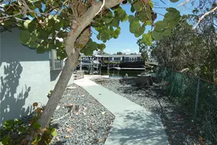 13618 Stacey Dr, Hudson, FL 34667 - Photo 3