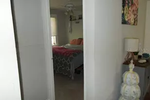 5827 39th St N, Saint Petersburg, FL 33741 - Photo 15