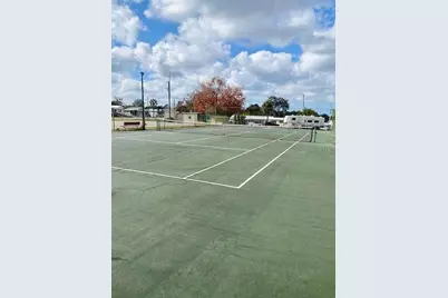 9321 Grizzly Bear Lane, Weeki Wachee, FL 34613 - Photo 31