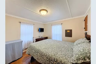 9321 Grizzly Bear Lane, Weeki Wachee, FL 34613 - Photo 13