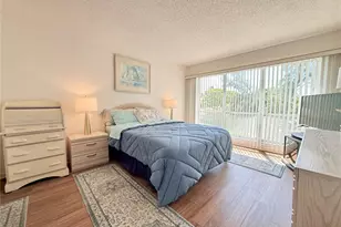 9000 Commodore Dr, Seminole, FL 33776 - Photo 13