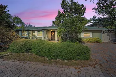 646 Riverside Drive, Tarpon Springs, FL 34689 - Photo 1