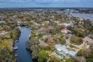 646 Riverside Dr, Tarpon Springs, FL 34689 - Photo 61