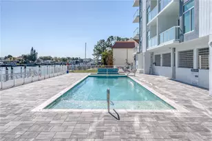 415 Island Way, Clearwater Beach, FL 33767 - Photo 33