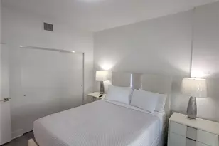 415 Island Way, Clearwater Beach, FL 33767 - Photo 7