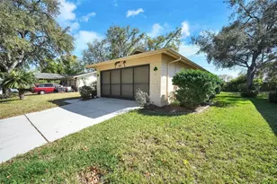8420 Winding Wood Dr, Port Richey, FL 34668 - Photo 5