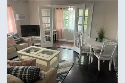 527 8th Street N #5, Saint Petersburg, FL 33701 - Photo 3