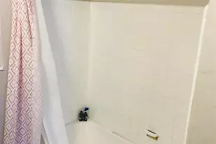 527 8th St N, Saint Petersburg, FL 33701 - Photo 11