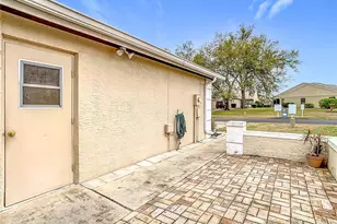 13227 Molitor Ct, Hudson, FL 34669 - Photo 5