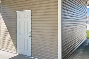 9896 Scepter Ave, Brooksville, FL 34613 - Photo 3