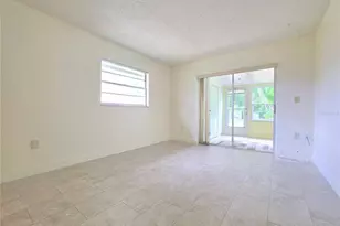 11817 Bayonet Ln, New Port Richey, FL 34654 - Photo 7