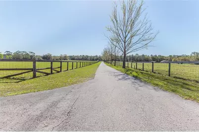 13496 S Oakview Avenue, Floral City, FL 34436 - Photo 9