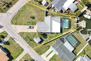 13630 Lagoon Dr, Hudson, FL 34667 - Photo 3
