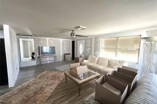 13630 Lagoon Dr, Hudson, FL 34667 - Photo 7