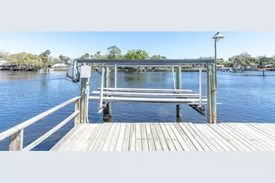 5433 Cotee River Drive, New Port Richey, FL 34652 - Photo 9