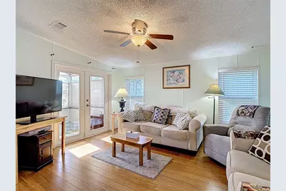 10033 Wellington Avenue, Dade City, FL 33525 - Photo 19