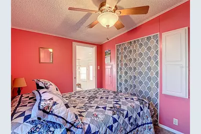 10033 Wellington Avenue, Dade City, FL 33525 - Photo 29