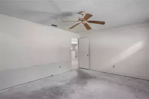 1561 NW 21st St, Crystal River, FL 34428 - Photo 15