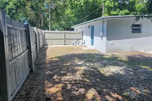 825 Lincoln Ave, Tarpon Springs, FL 34689 - Photo 35