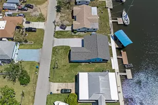 3362 Minnow Creek Dr, Hernando Beach, FL 34607 - Photo 9