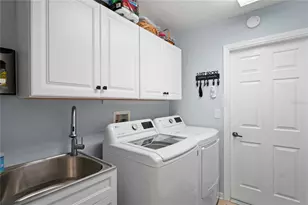 312 Barrington Ct, Spring Hill, FL 34609 - Photo 41