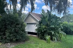 5736 Colonial Dr, New Port Richey, FL 34653 - Photo 45