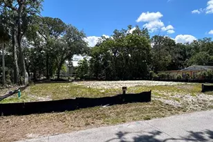 7814 Chapel Ave, Port Richey, FL 34668 - Photo 1