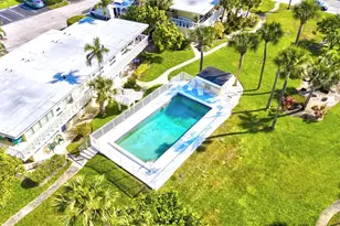 2755 NE 28th Ave, Lighthouse Point, FL 33064 - Photo 7