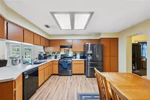 6080 Dexter Ln, Brooksville, FL 34602 - Photo 13