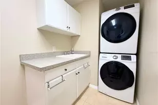 3655 Square W Ln, Sarasota, FL 34238 - Photo 27