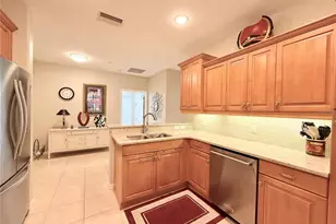 3655 Square W Ln, Sarasota, FL 34238 - Photo 13