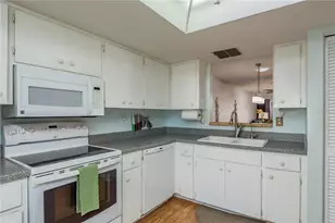 11241 Dollar Lake Dr, Port Richey, FL 34668 - Photo 15