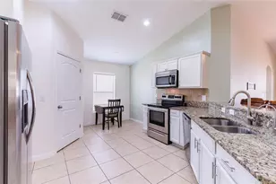 18353 Briar Oaks Dr, Hudson, FL 34667 - Photo 13