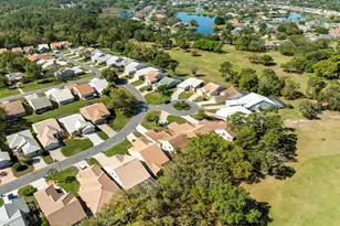 9355 French Quarters Cir, Weeki Wachee, FL 34613 - Photo 57