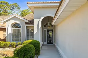 9355 French Quarters Cir, Weeki Wachee, FL 34613 - Photo 5