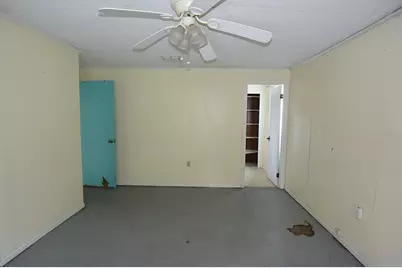 7610 Anna Avenue, Gibsonton, FL 33534 - Photo 39