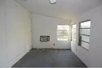 7610 Anna Avenue, Gibsonton, FL 33534 - Photo 33