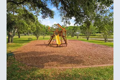 10187 Holly Berry Drive, Weeki Wachee, FL 34613 - Photo 75