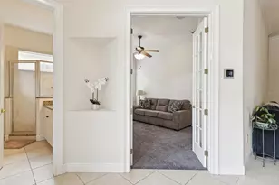 10187 Holly Berry Dr, Weeki Wachee, FL 34613 - Photo 7