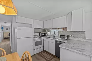 800 Chesapeake Dr, Tarpon Springs, FL 34689 - Photo 21