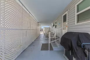 800 Chesapeake Dr, Tarpon Springs, FL 34689 - Photo 13