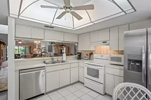3274 Lori Ln, New Port Richey, FL 34655 - Photo 17