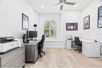 9810 Compass Point Way, Tampa, FL 33615 - Photo 35