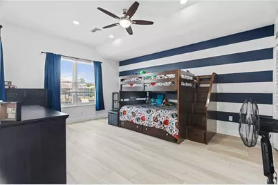 9810 Compass Point Way, Tampa, FL 33615 - Photo 33