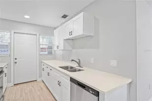 1000 Magnolia Dr, Clearwater, FL 33756 - Photo 7