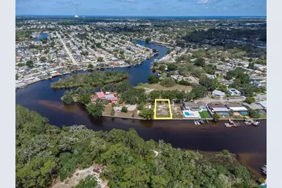 Flotilla, Holiday, FL 34690 - Photo 11