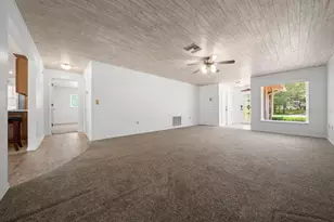 1212 W Redding St, Hernando, FL 34442 - Photo 3